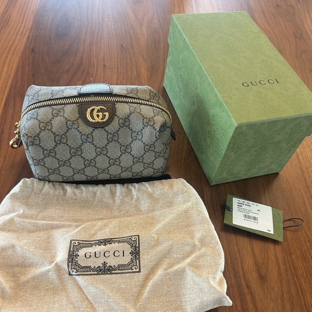 Gucci Beauty Travel Bag